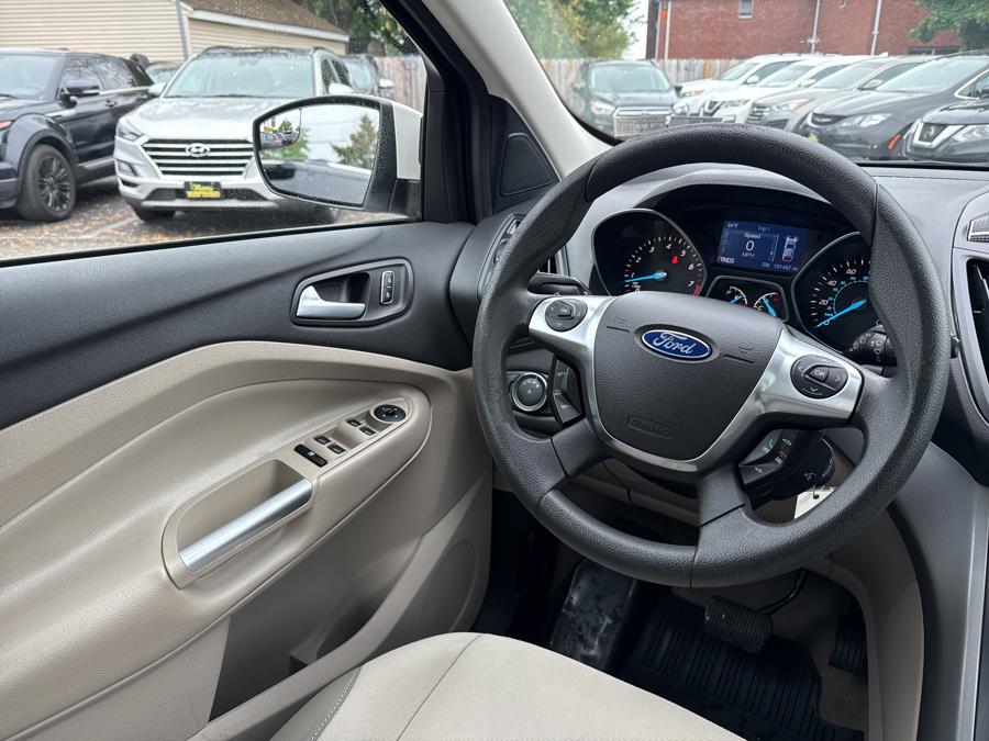 2014 Ford Escape SE photo