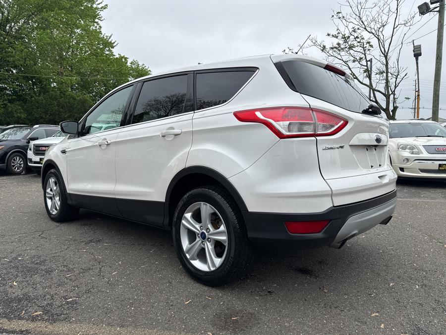 2014 Ford Escape SE photo