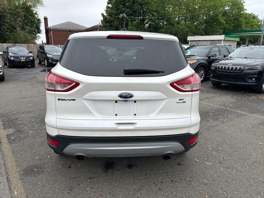 2014 Ford Escape SE photo