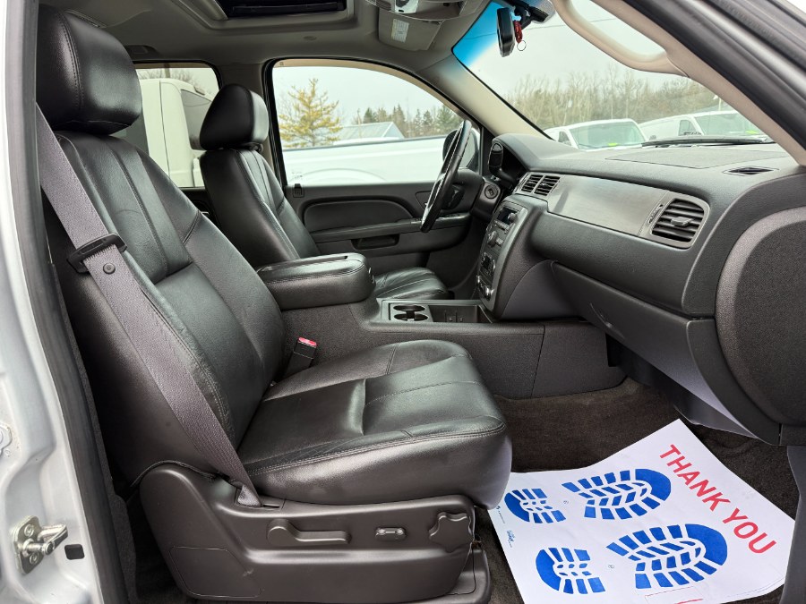 2012 Chevrolet Avalanche LT photo