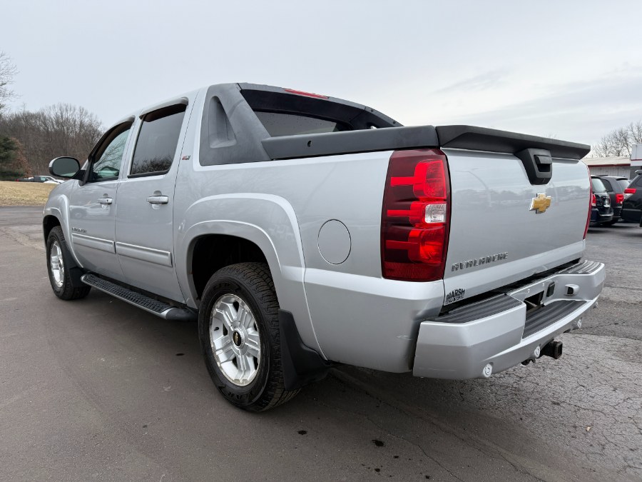 2012 Chevrolet Avalanche LT photo