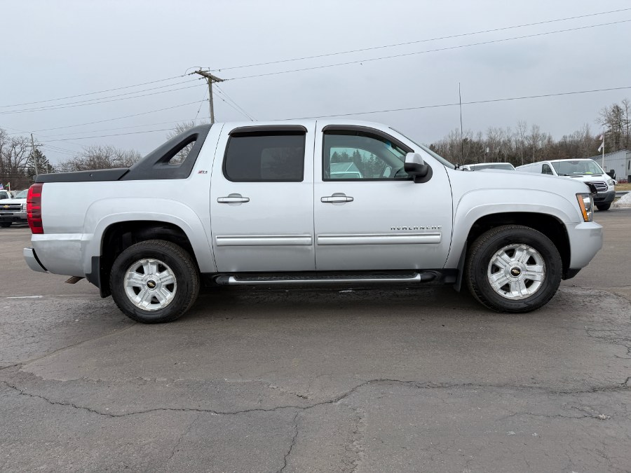 2012 Chevrolet Avalanche LT photo