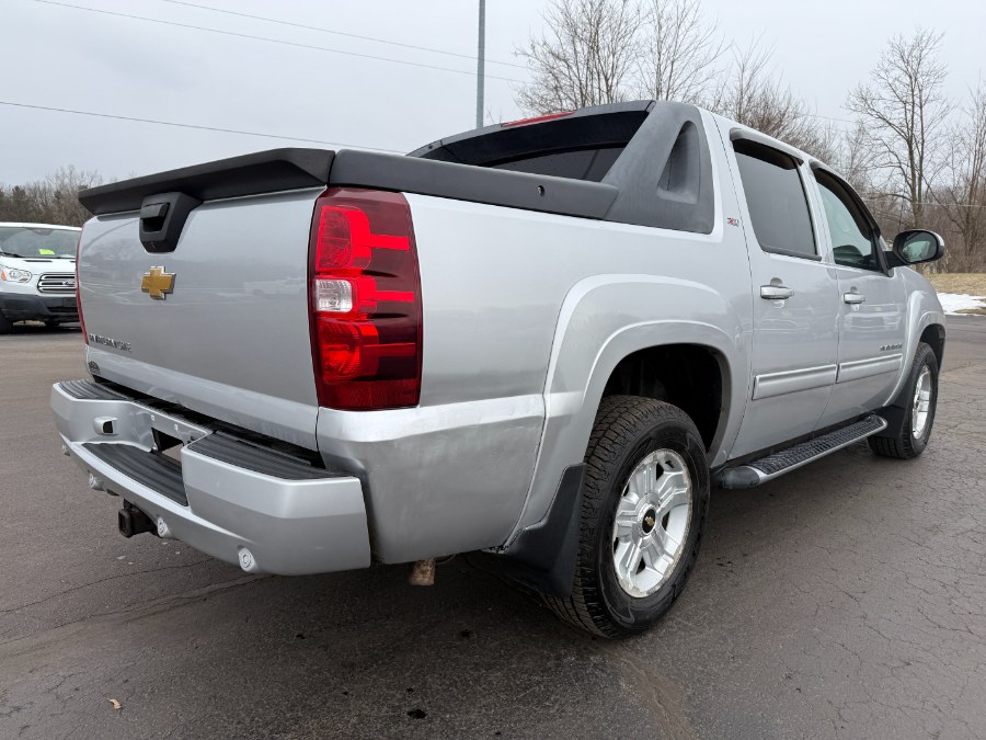 2012 Chevrolet Avalanche LT photo