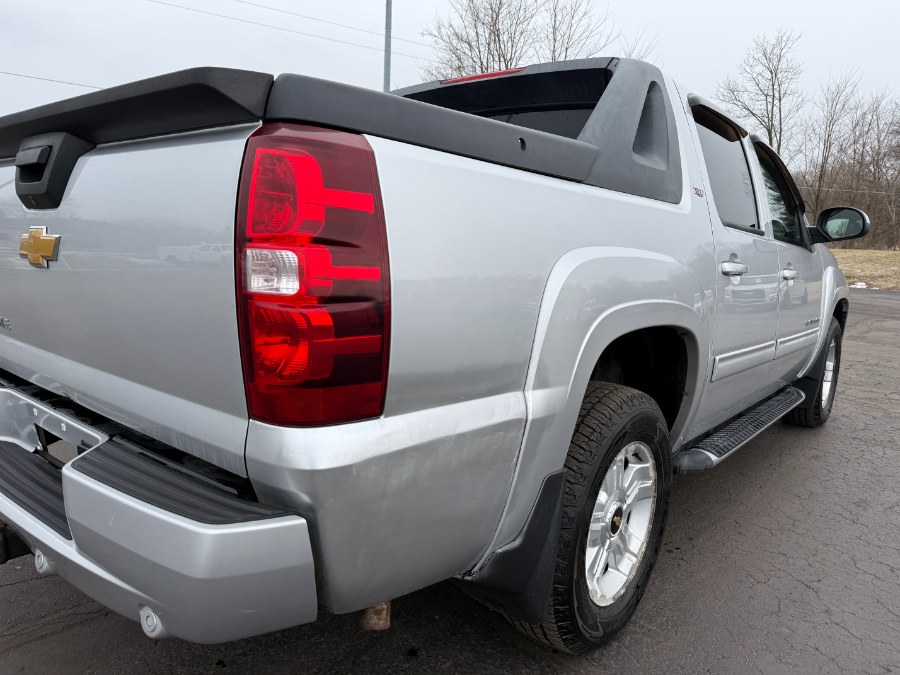 2012 Chevrolet Avalanche LT photo