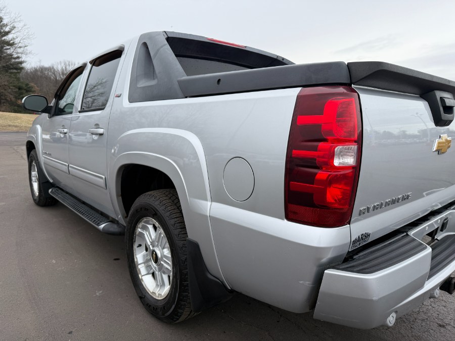 2012 Chevrolet Avalanche LT photo