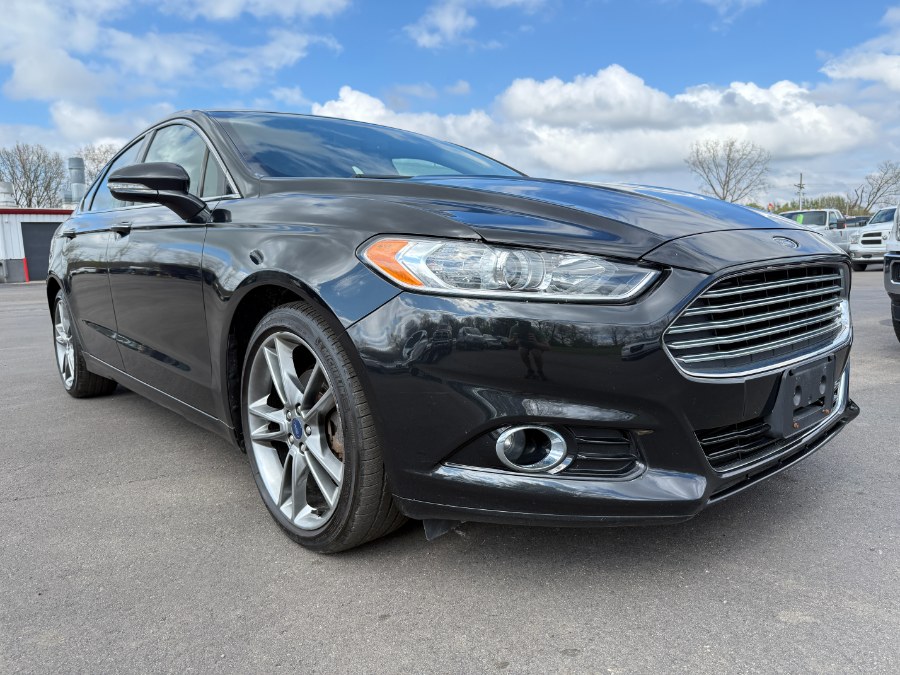 2015 Ford Fusion 4dr Sdn Titanium AWD photo