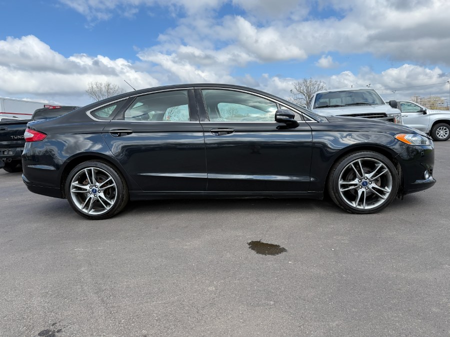 2015 Ford Fusion 4dr Sdn Titanium AWD photo