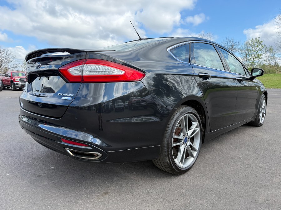 2015 Ford Fusion 4dr Sdn Titanium AWD photo