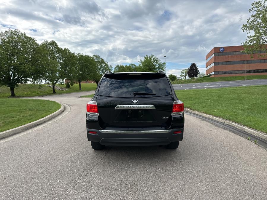 2012 Toyota Highlander photo