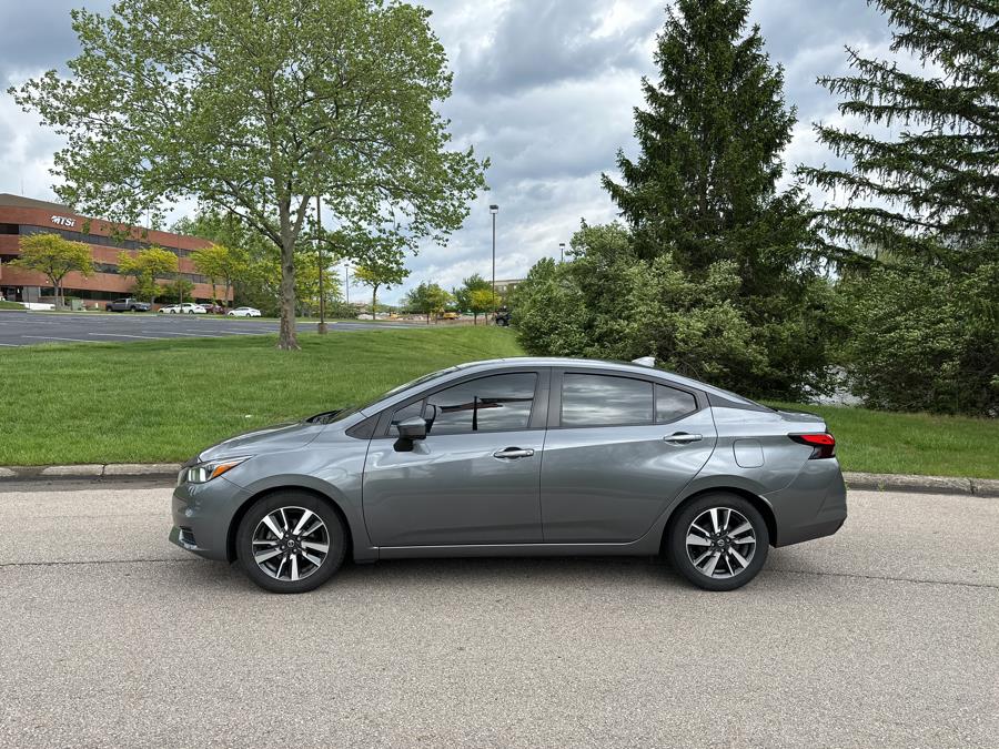 2021 Nissan Versa SV CVT photo