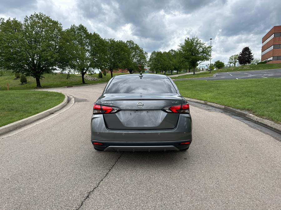 2021 Nissan Versa SV CVT photo