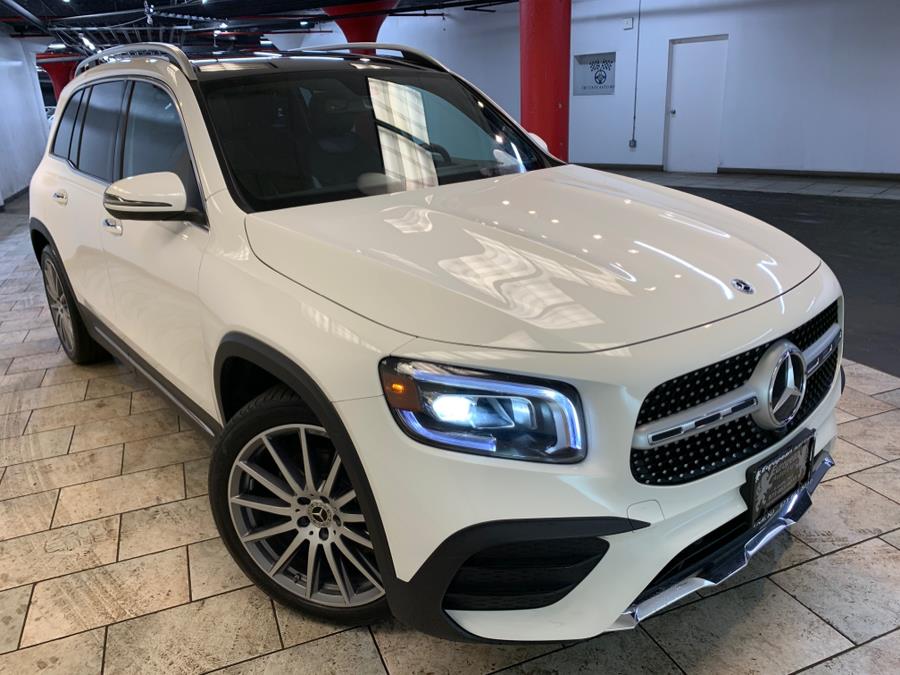 2021 Mercedes-Benz GLB GLB 250 4MATIC SUV photo