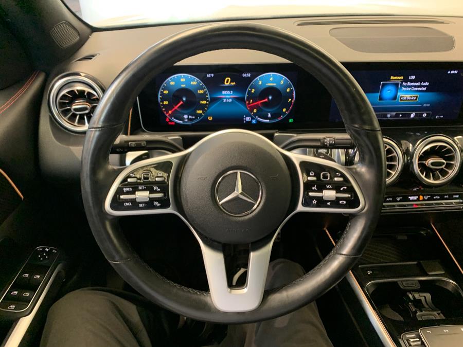 2021 Mercedes-Benz GLB GLB 250 4MATIC SUV photo