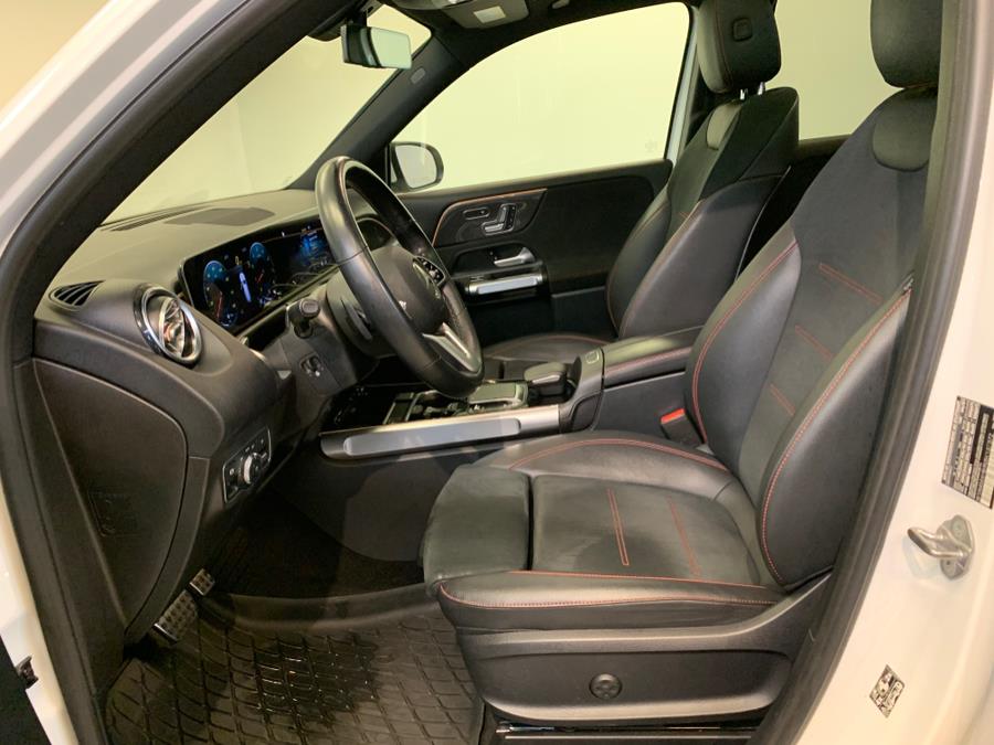2021 Mercedes-Benz GLB GLB 250 4MATIC SUV photo