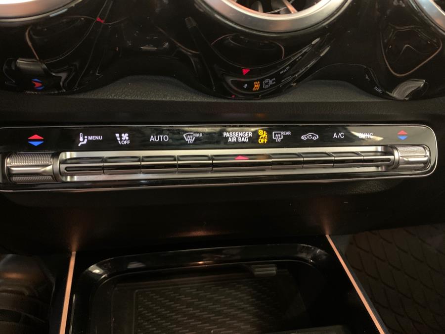 2021 Mercedes-Benz GLB GLB 250 4MATIC SUV photo