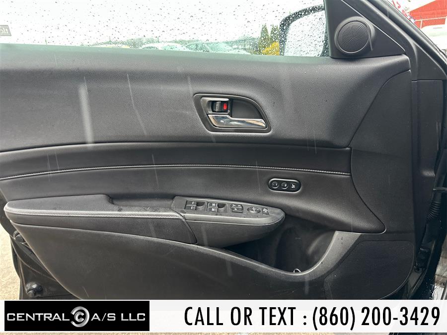 2017 Acura ILX Sedan w/Premium Pkg photo
