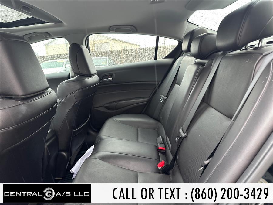 2017 Acura ILX Sedan w/Premium Pkg photo