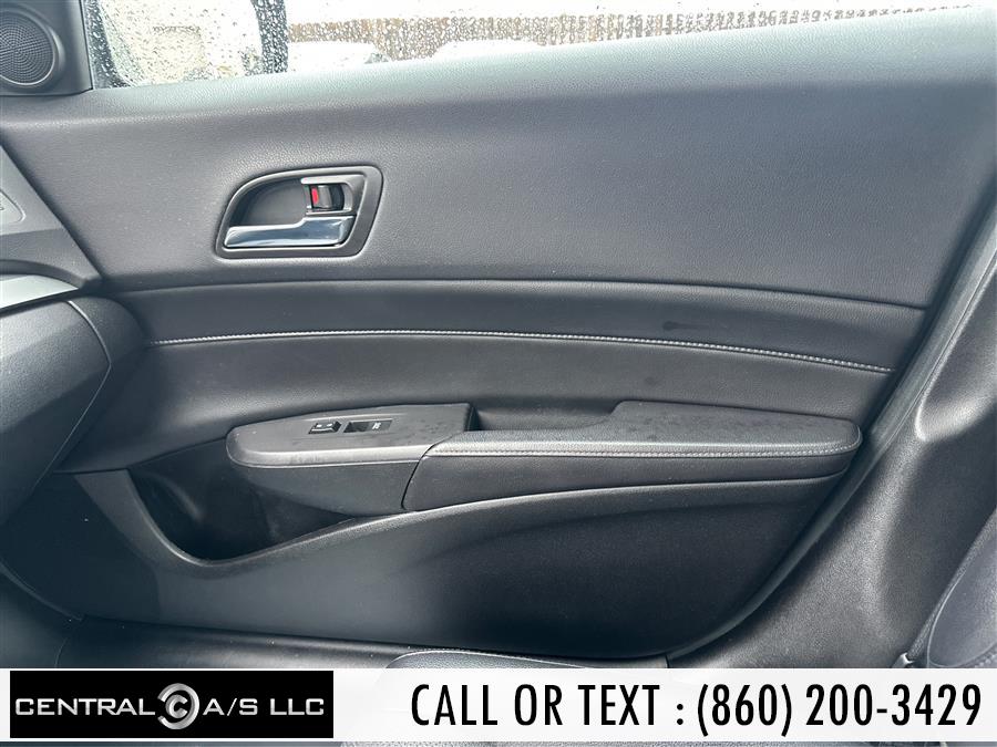 2017 Acura ILX Sedan w/Premium Pkg photo