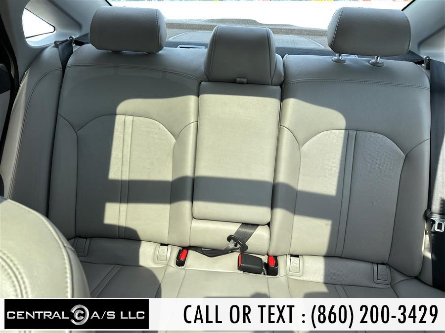 2015 Hyundai Sonata 4dr Sdn 2.4L Limited PZEV photo