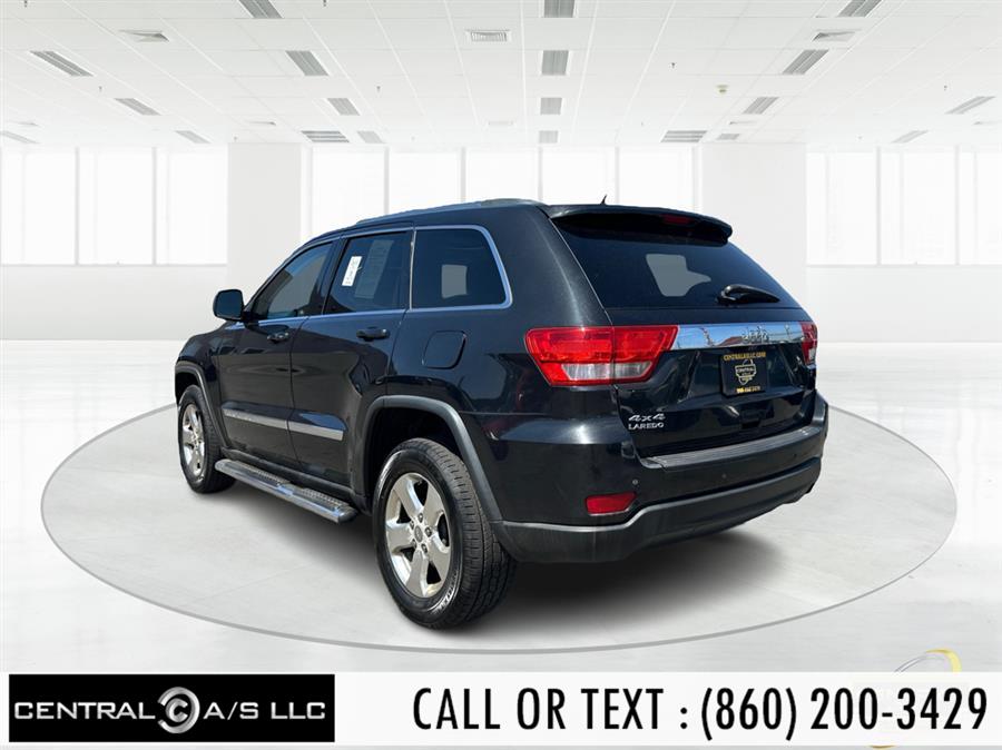 2013 Jeep Grand Cherokee Laredo X photo
