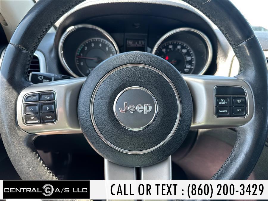 2013 Jeep Grand Cherokee Laredo X photo