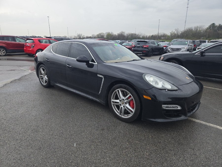 2013 Porsche Panamera Turbo photo
