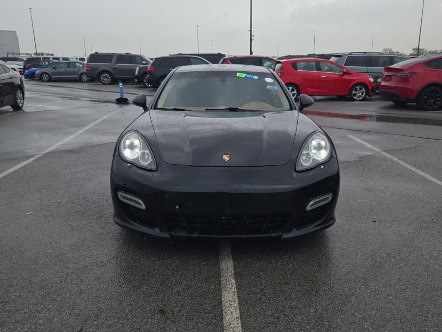 2013 Porsche Panamera Turbo photo