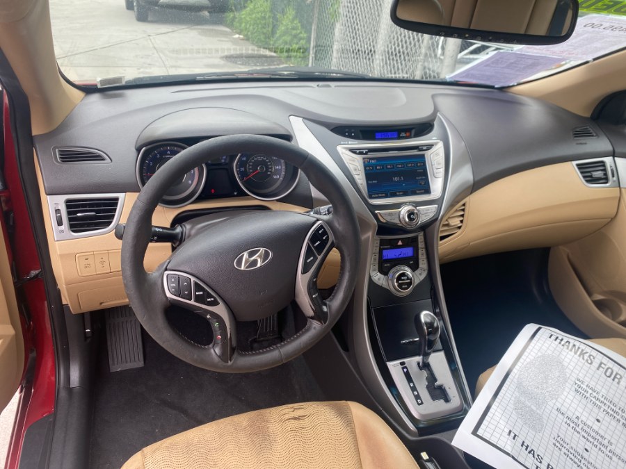2013 Hyundai Elantra GLS photo