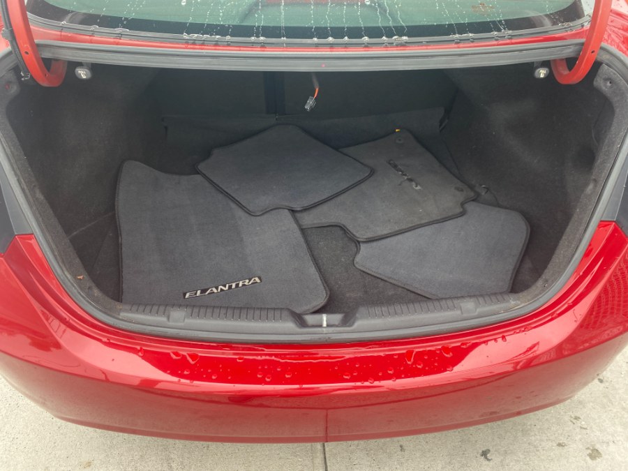 2013 Hyundai Elantra GLS photo