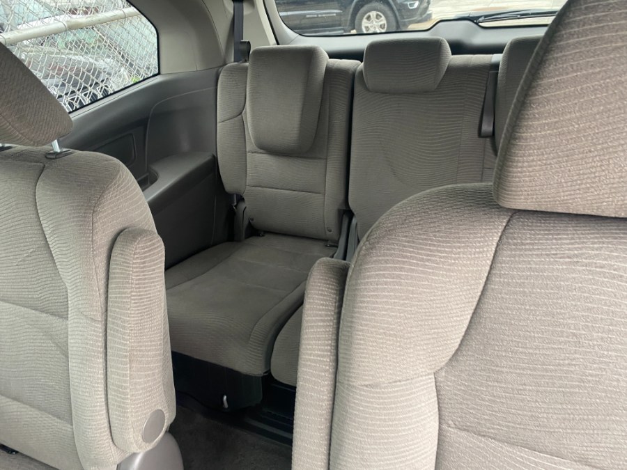 2012 Honda Odyssey LX photo