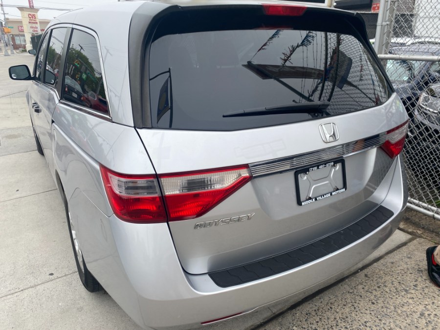 2012 Honda Odyssey LX photo