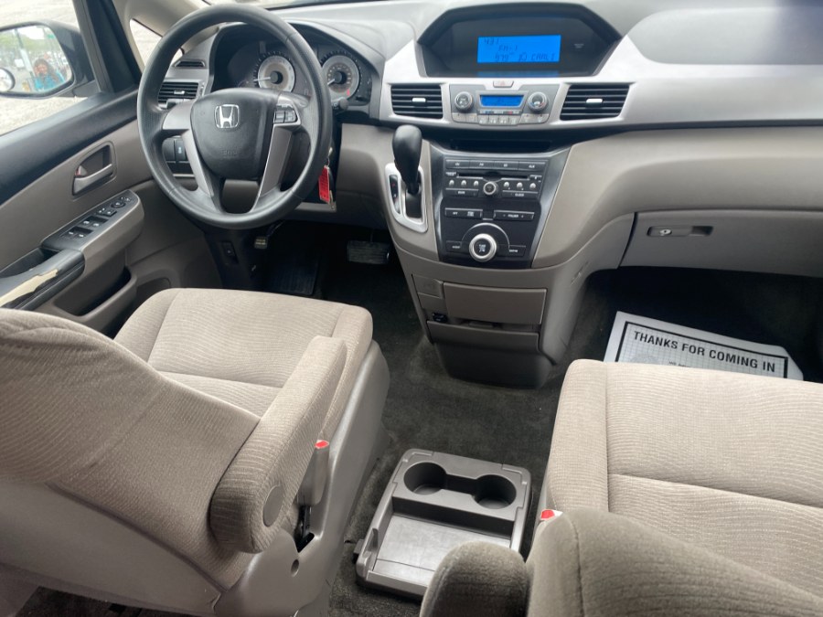 2012 Honda Odyssey LX photo