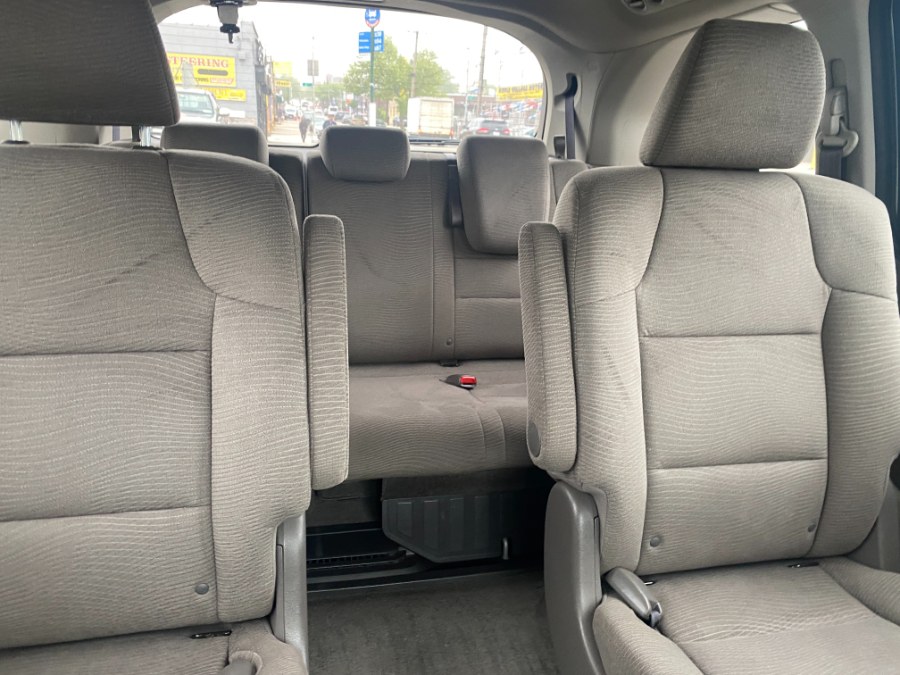 2012 Honda Odyssey LX photo