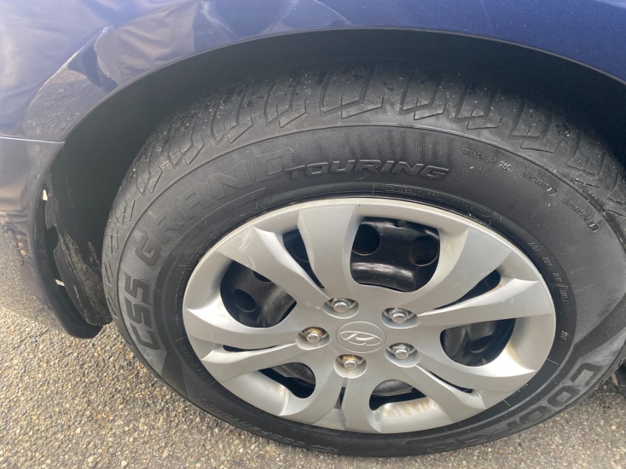 2009 Hyundai Elantra GLS photo