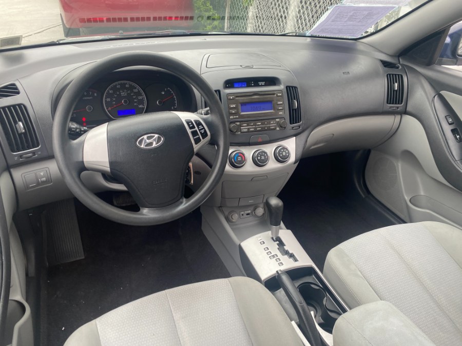 2009 Hyundai Elantra GLS photo
