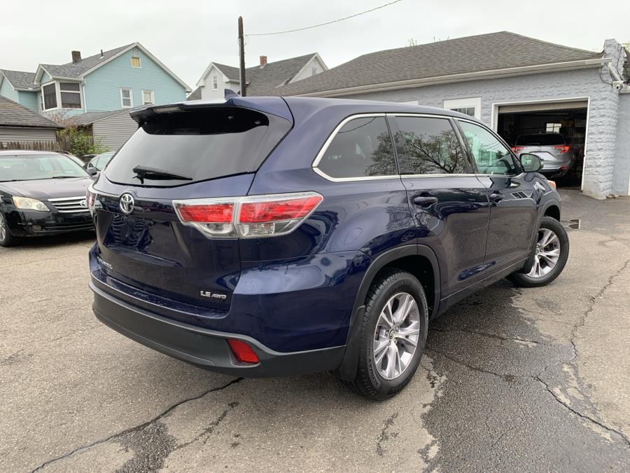 2016 Toyota Highlander AWD 4dr V6 LE (Natl) photo