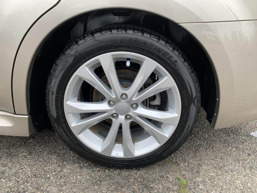 2014 Subaru Legacy 2.5i Premium photo