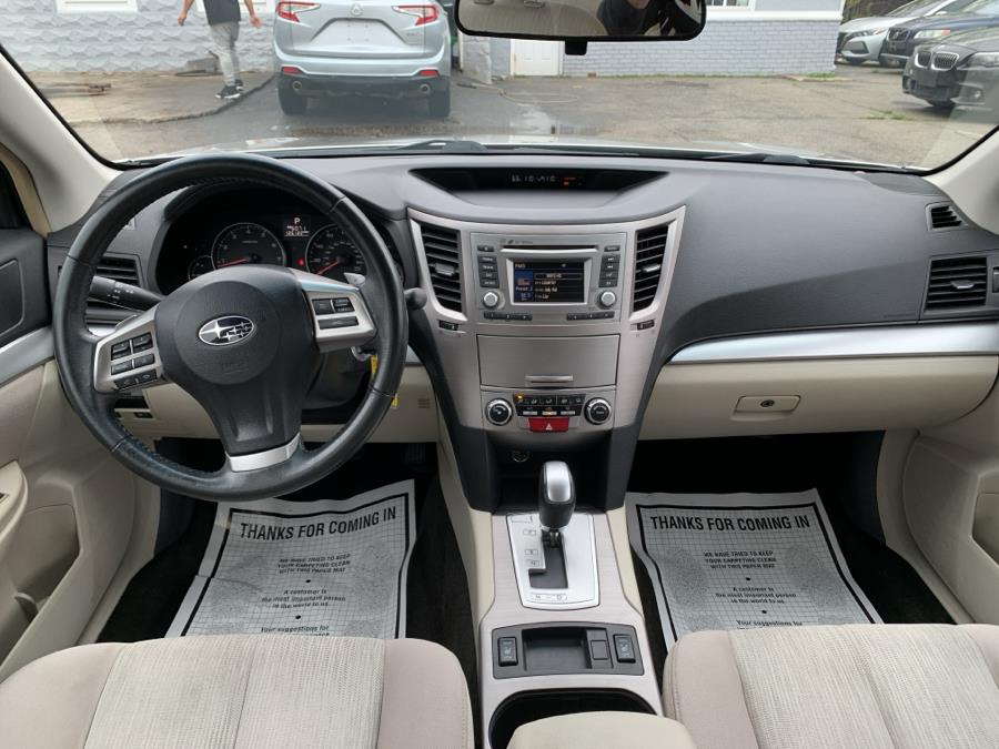 2014 Subaru Legacy 2.5i Premium photo