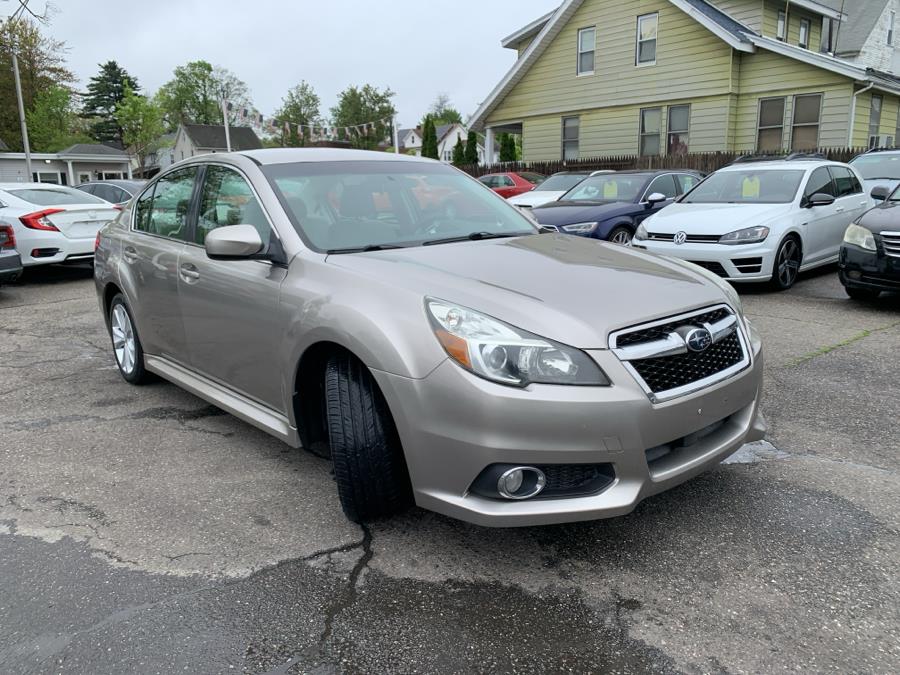 2014 Subaru Legacy 2.5i Premium photo