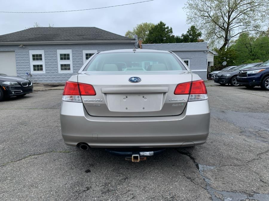 2014 Subaru Legacy 2.5i Premium photo