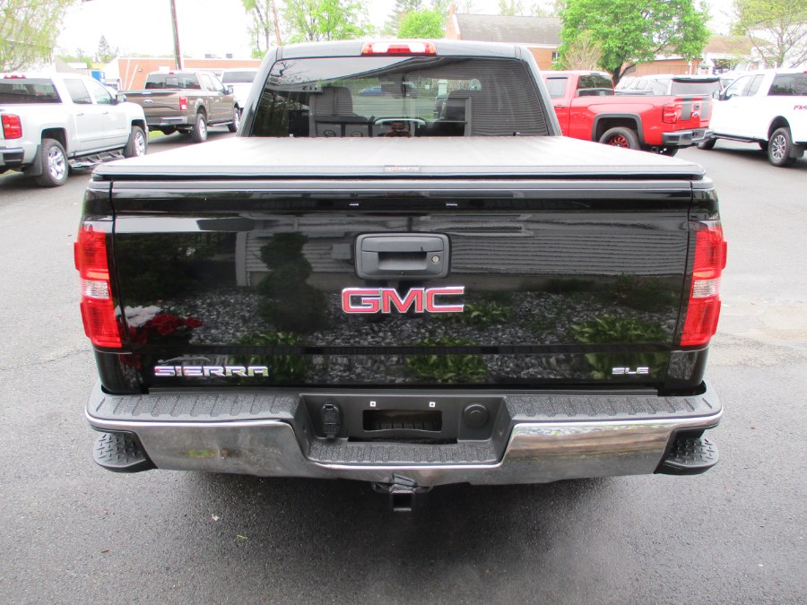 2015 GMC Sierra 1500 4WD Crew Cab 143.5