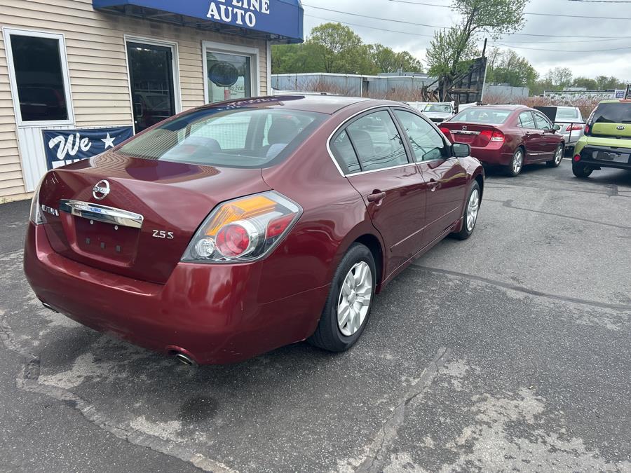 2010 Nissan Altima 2.5 photo