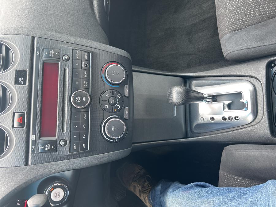 2010 Nissan Altima 2.5 photo