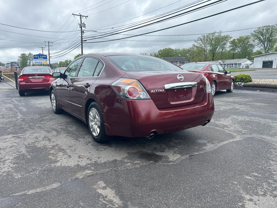 2010 Nissan Altima 2.5 photo