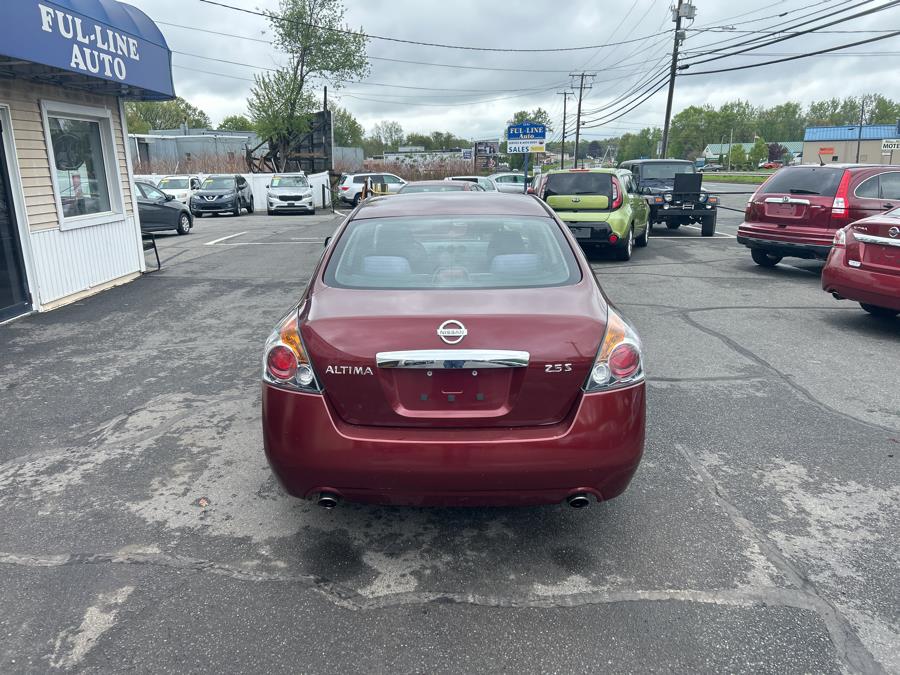 2010 Nissan Altima 2.5 photo