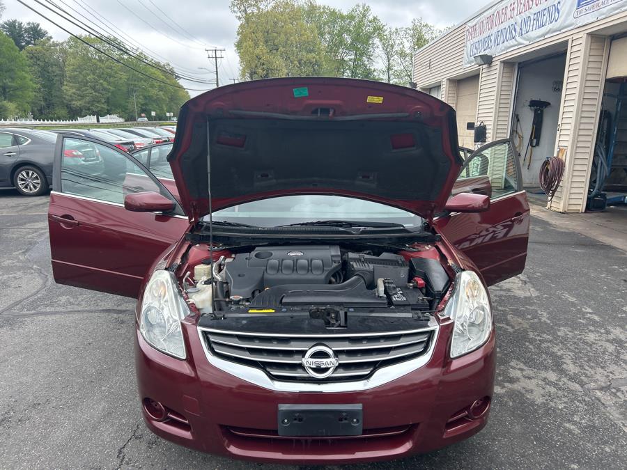 2010 Nissan Altima 2.5 photo
