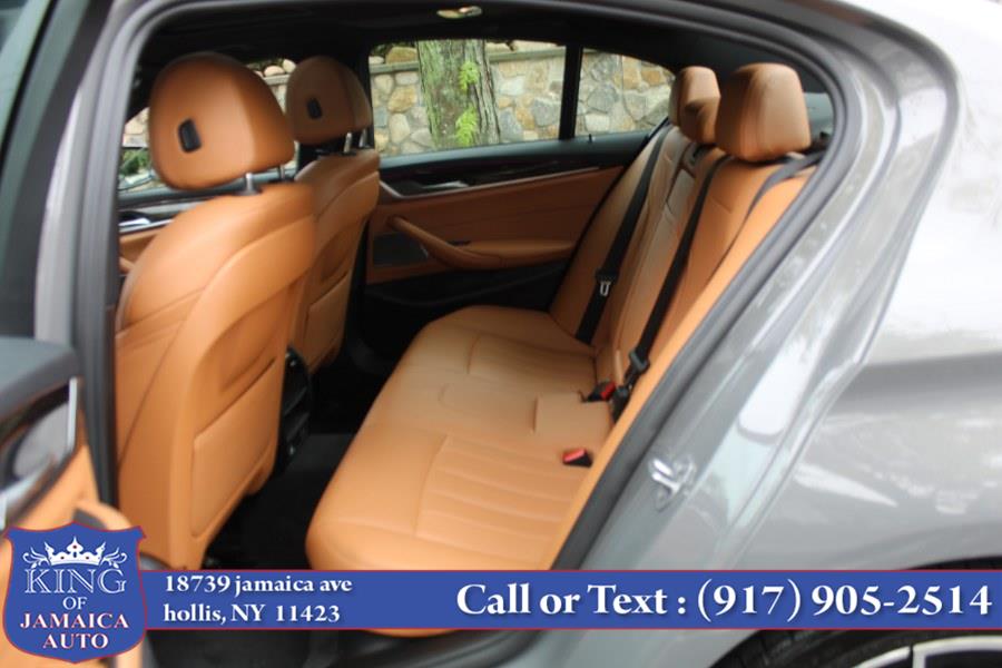 2022 BMW 5-Series 530i xDrive Sedan photo