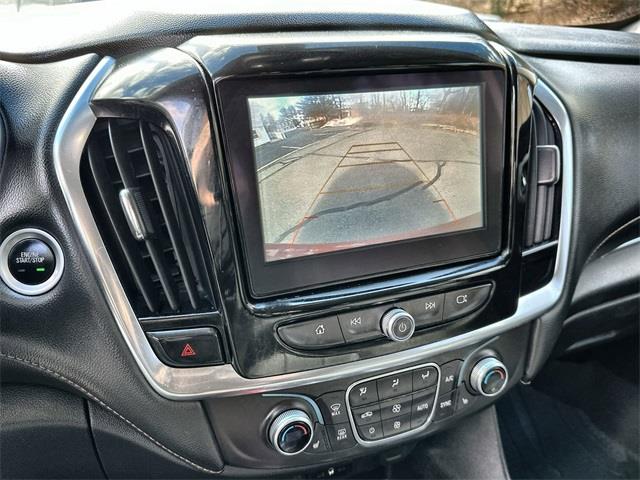 2018 Chevrolet Traverse LT photo