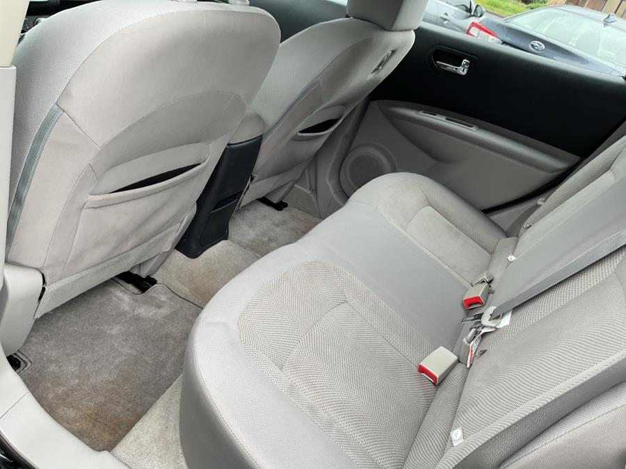 2015 Nissan Rogue Select AWD 4dr S photo