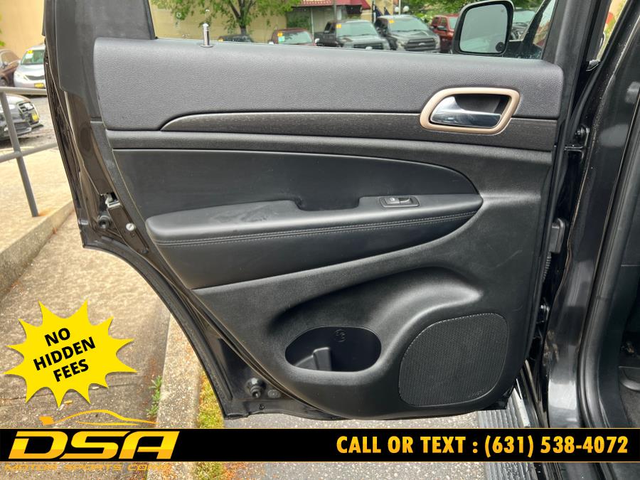 2015 Jeep Grand Cherokee 4WD 4dr Altitude photo